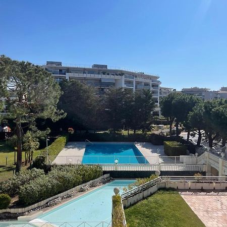 Appartement Bord De Mer Avec Piscine Cagnes-sur-Mer Exterior photo